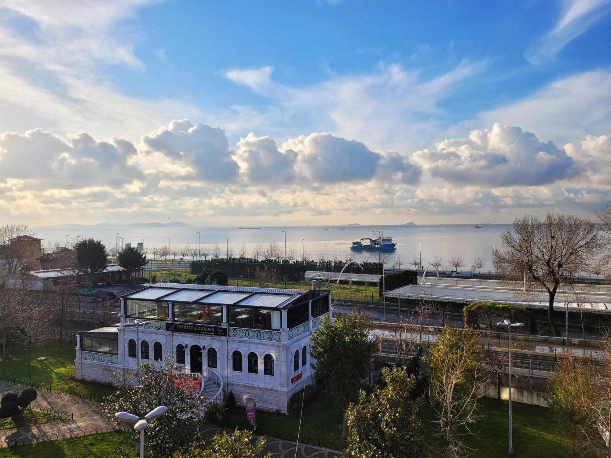 Saruhan Hotel Istanbul Exterior photo