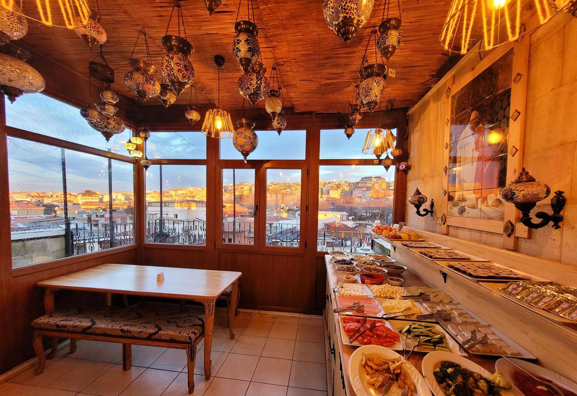 Saruhan Hotel Istanbul Exterior photo