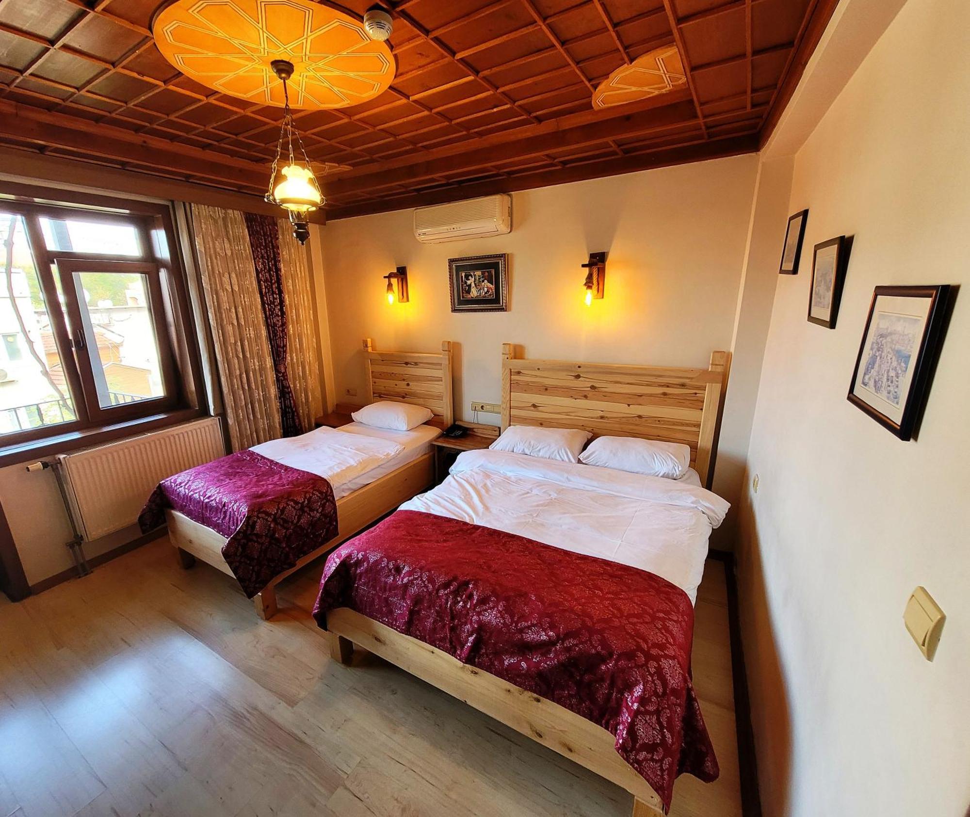 Saruhan Hotel Istanbul Exterior photo